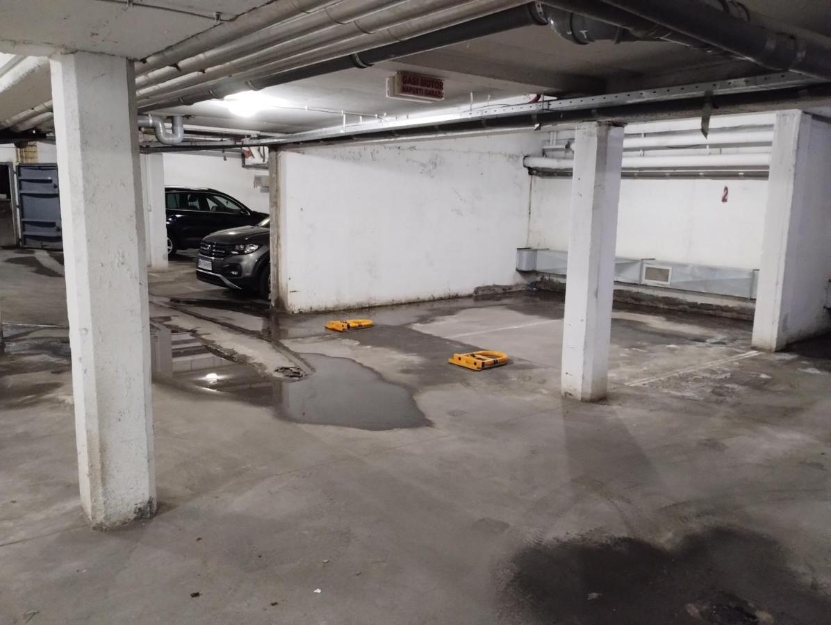 Lux Apartment Rose 2 60M2 克拉古耶瓦茨 外观 照片